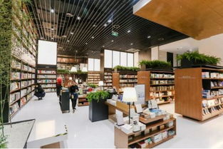 百货与购物中心 业态本质与核心差异剖析